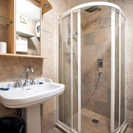 Classic-style Oscar Ii Apartmán